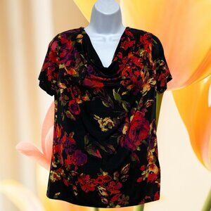 Jaclyn Smith-Women's Small Pullover Top Short Sleeve Scoop Neckline Floral